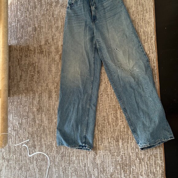 MOTHER Low Rise Light Wash Elastic Waistband Jeans Size 27 - Picture 3 of 3